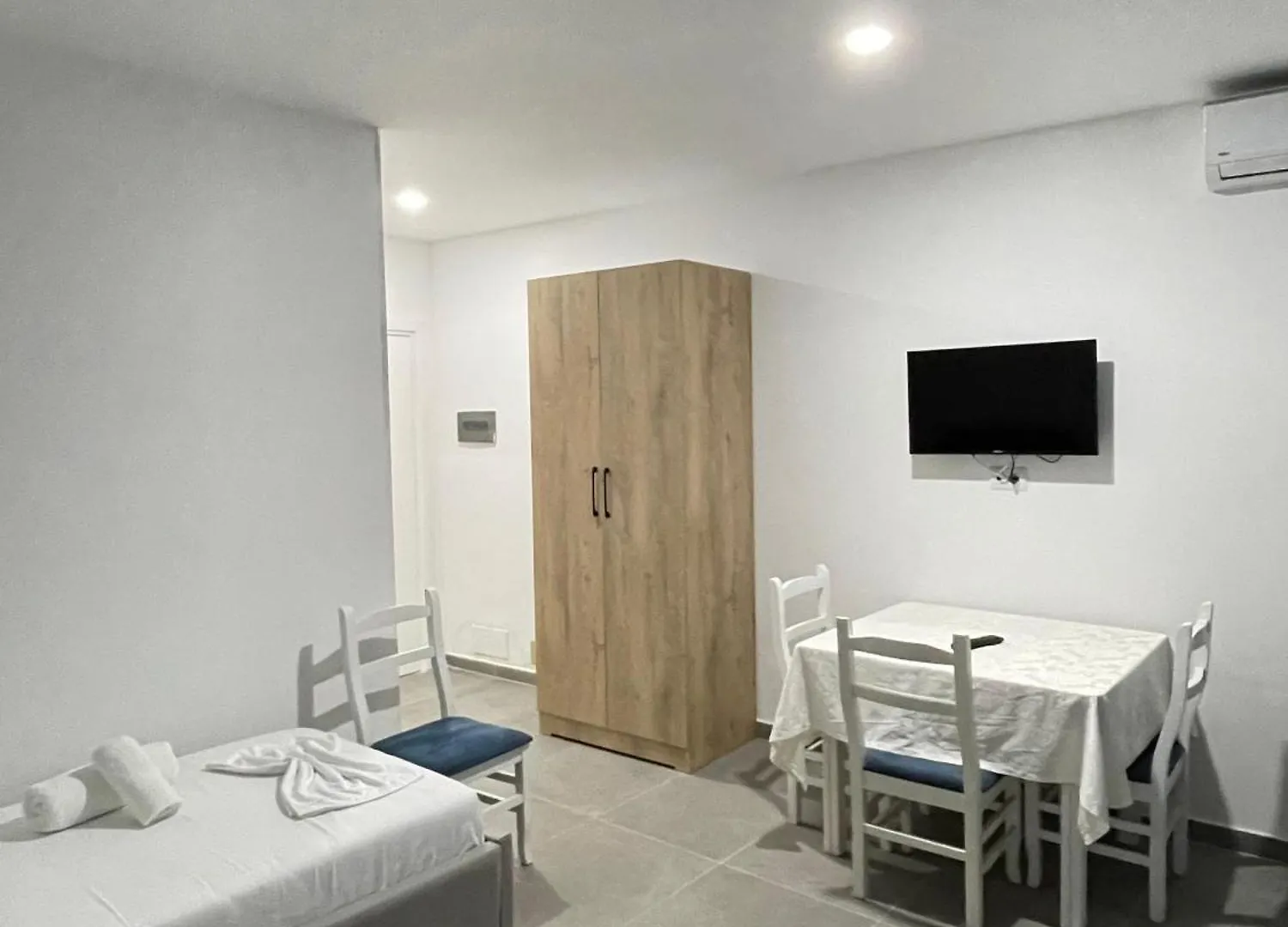 Villa Besnik Saranda Apartament
