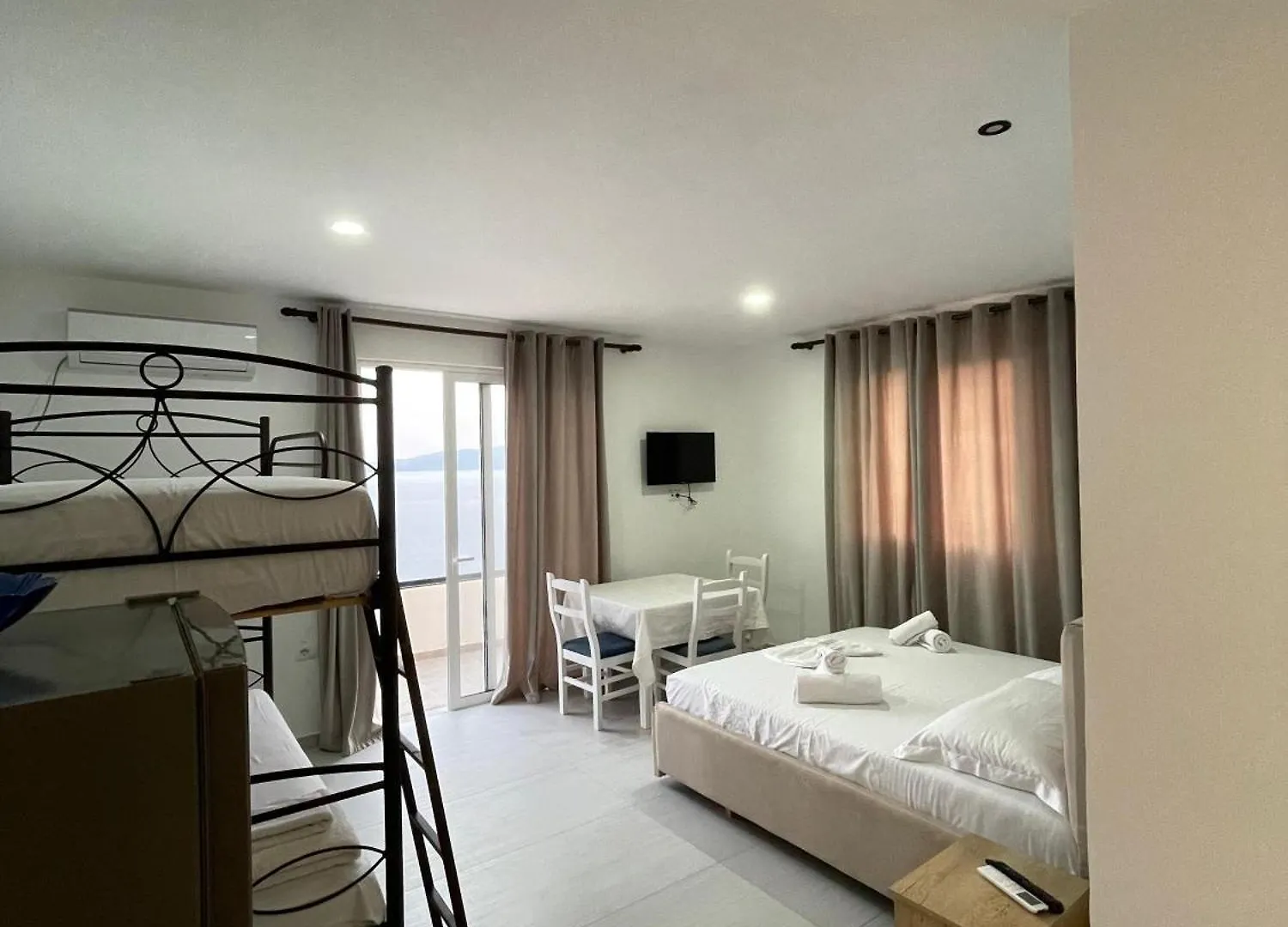 Apartament Villa Besnik Saranda Albania